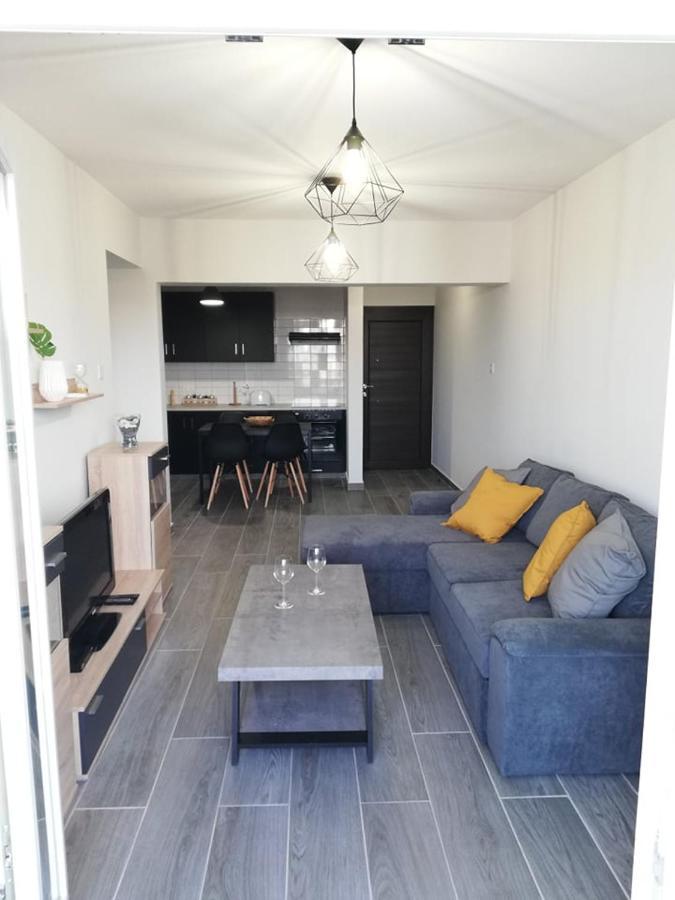 Ariadne Apartment Paralimni Bagian luar foto