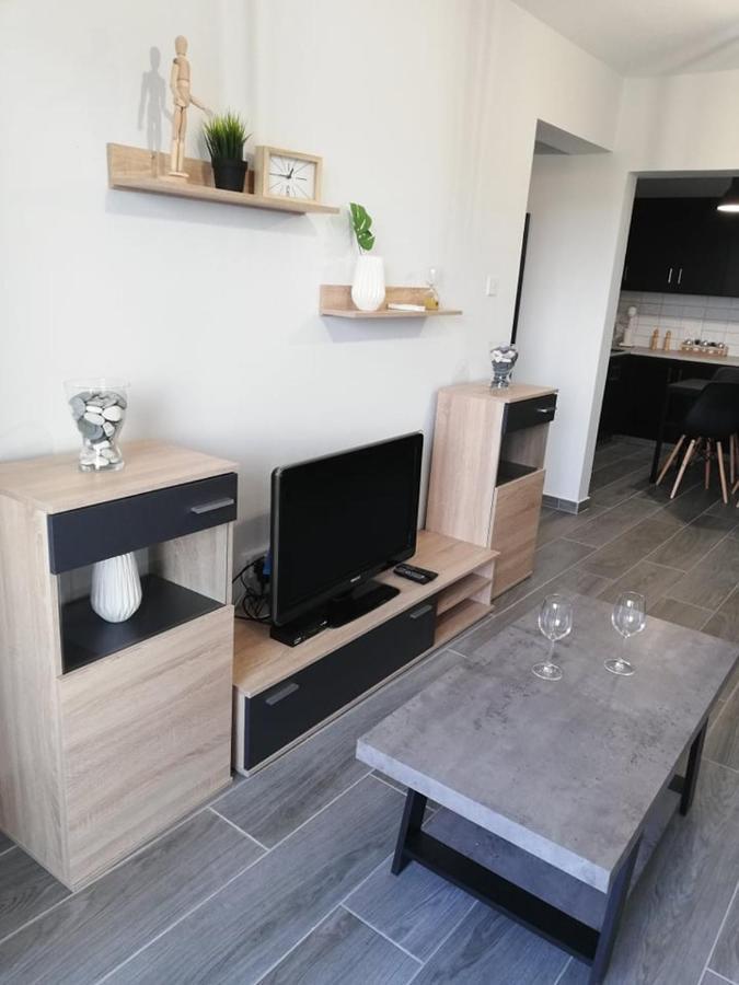 Ariadne Apartment Paralimni Bagian luar foto